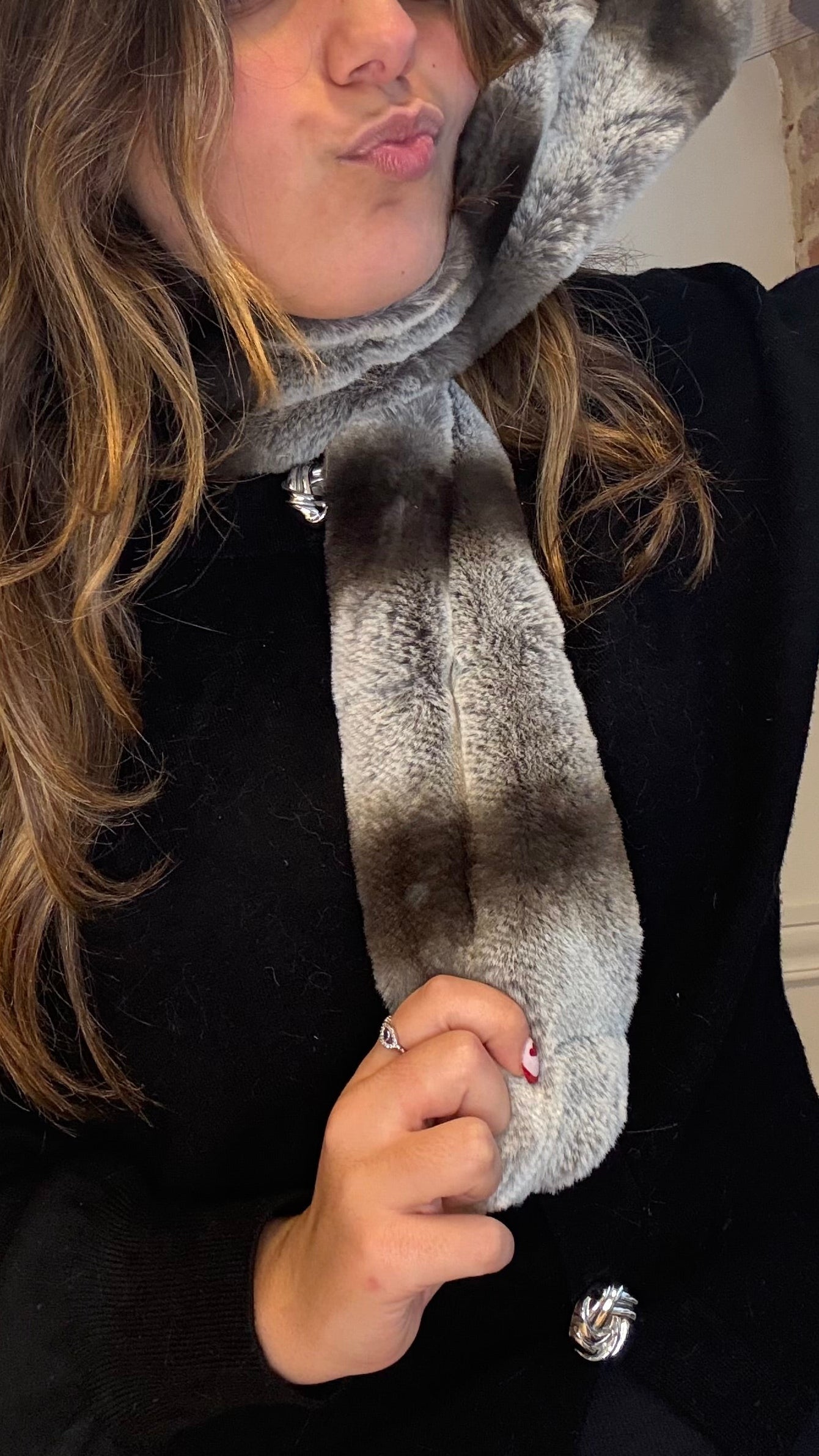 Écharpe en fourrure - La Scribe