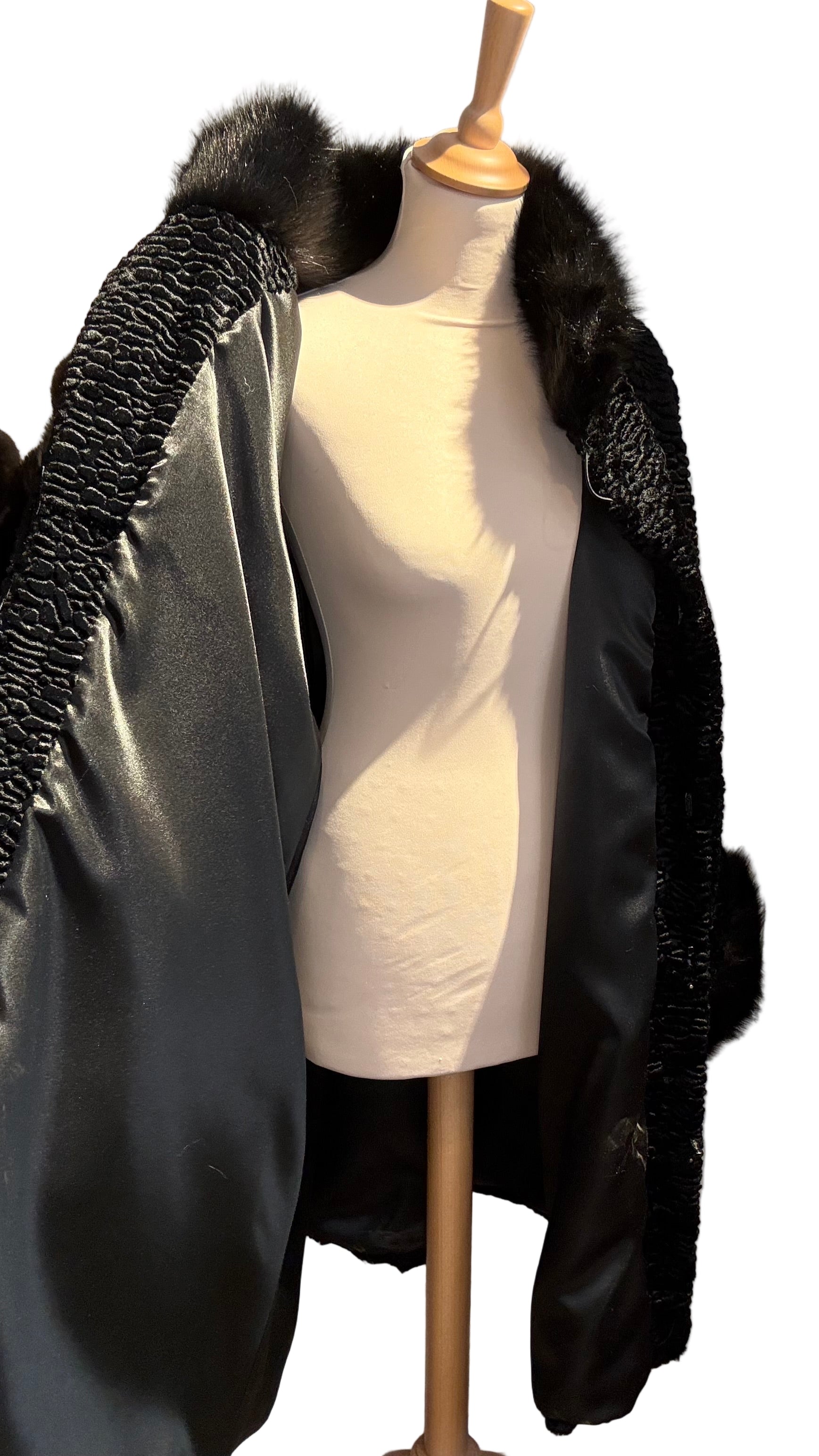 Manteau imitation astrakan et col fourrure - La Courcelles